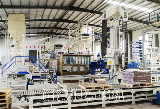 透水磚機搶占市場“先機”，成制磚多面手！