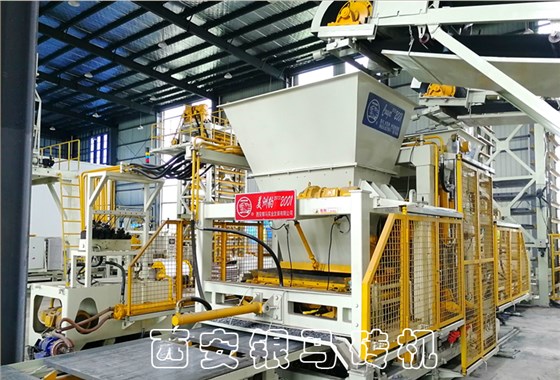 透水磚機用固廢再生書寫自己的“生態(tài)篇章” 透水磚機用固廢再生書寫自己的“生態(tài)篇章”
