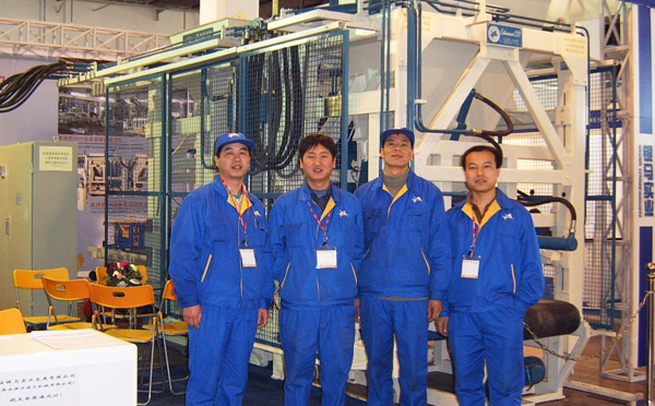 智能磚機(jī)廠家：把工作做到全面，把服務(wù)做到滿意