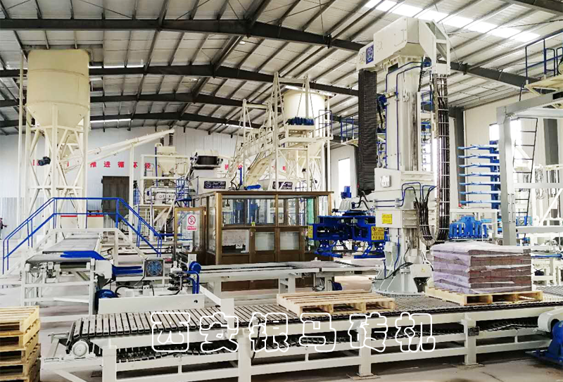 透水磚機(jī)搶占市場“先機(jī)”，成制磚多面手！