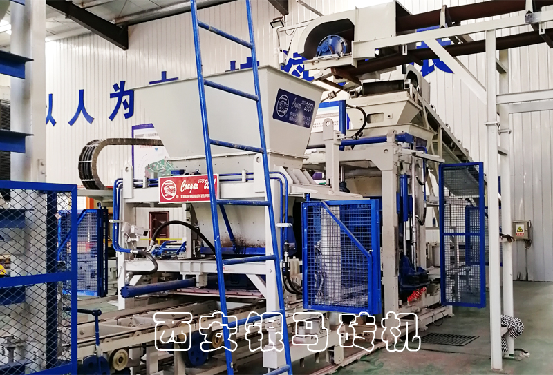透水磚制磚機(jī)利用固廢生產(chǎn)磚石，進(jìn)軍磚企市場(chǎng)！