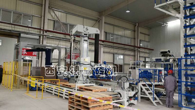 透水磚機(jī)：2025磚石一體機(jī)液壓油更換判定標(biāo)準(zhǔn)與安全生產(chǎn)要點(diǎn)