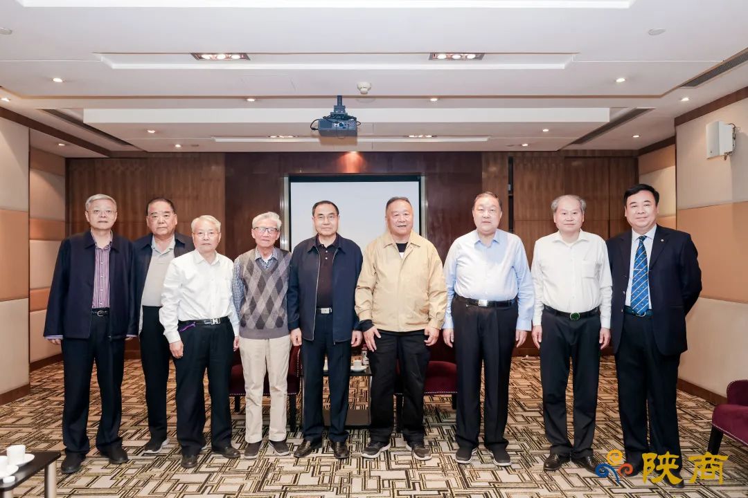 2022-2023陜西經(jīng)濟(jì)年會(huì)在西安舉辦 西安銀馬榮獲“陜西重點(diǎn)推廣品牌”稱號(hào)