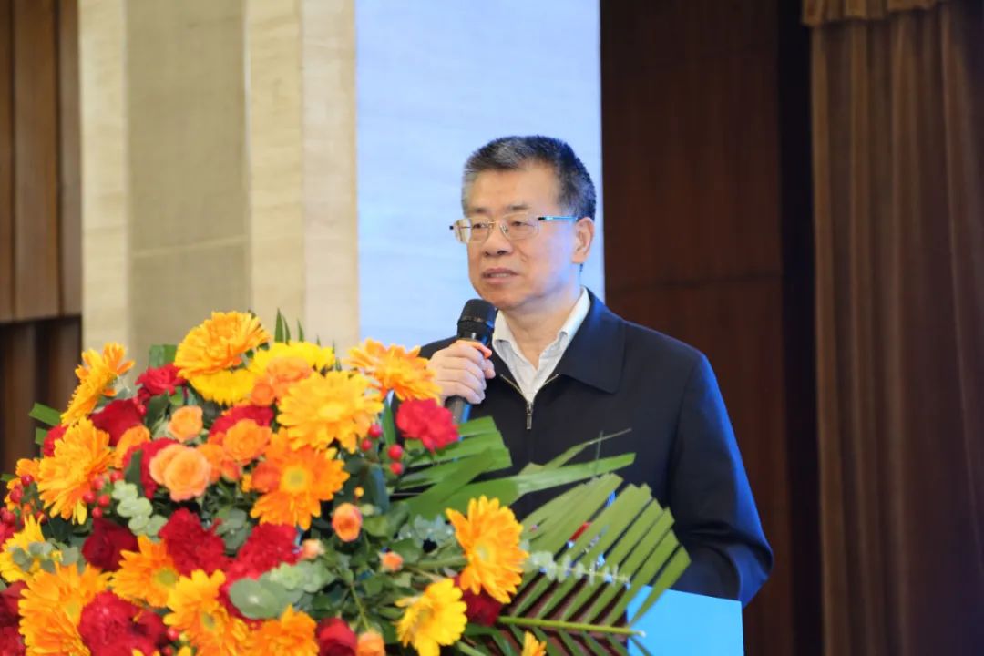 全國粉煤灰暨煤矸石綜合利用新技術(shù)、新設(shè)備交流大會成功召開